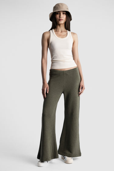 DISTRESSED BOOT LEAF