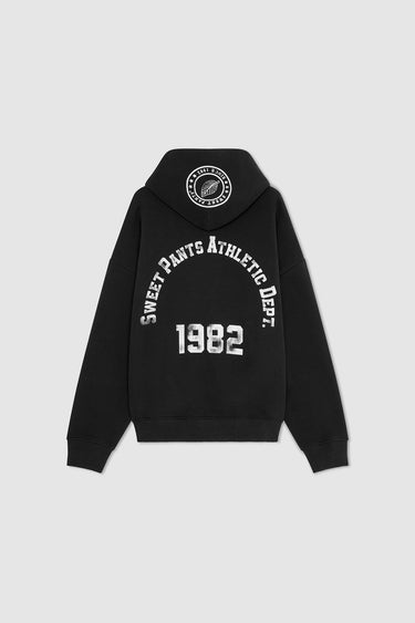 82 HOODIE BLACK