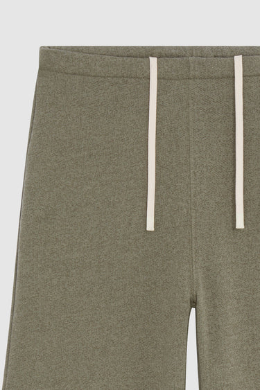 DISTRESSED BOOT LEAF