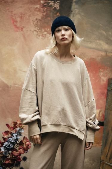 DISTRESSED CREW WHITE PEPPER