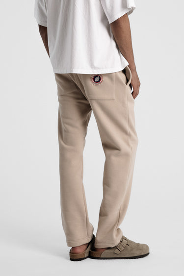 F ICONIC STRAIGHT WHITE PEPPER