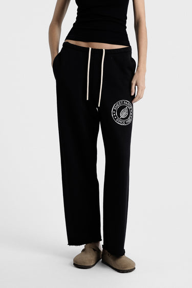 PEARL STRAIGHT BLACK