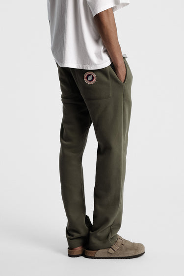 F ICONIC STRAIGHT LEAF