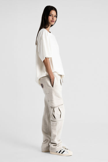 F ICONIC CARGO JARRE