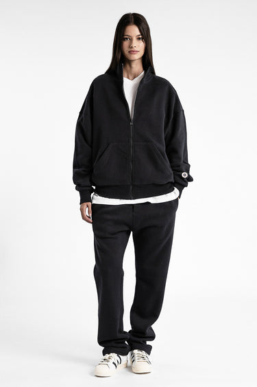 F ICONIC STRAIGHT BLACK