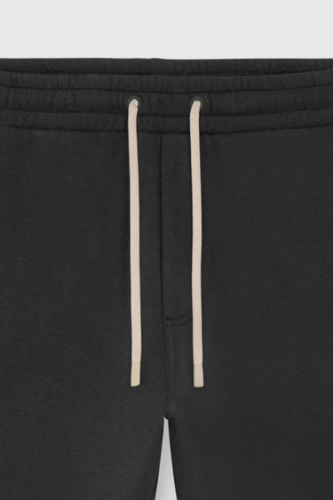 F ICONIC STRAIGHT BLACK