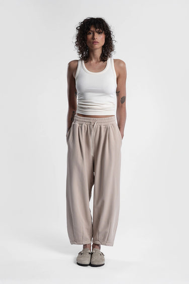 F ICONIC BALLOON WHITE PEPPER