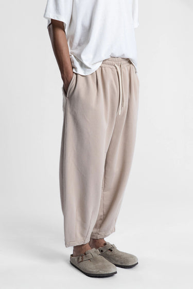 F ICONIC BALLOON WHITE PEPPER